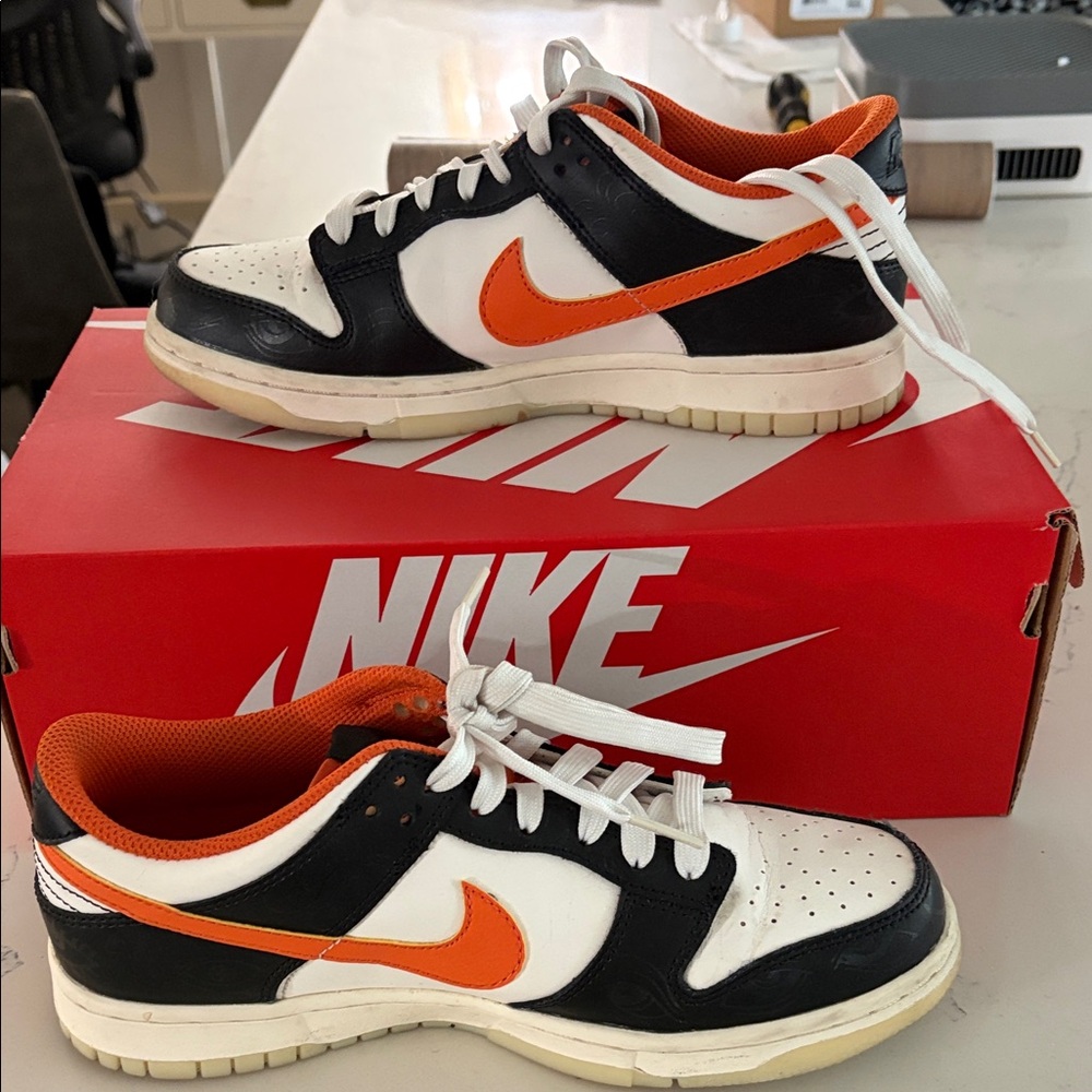 Nike Black and Orange Athletic Shoes